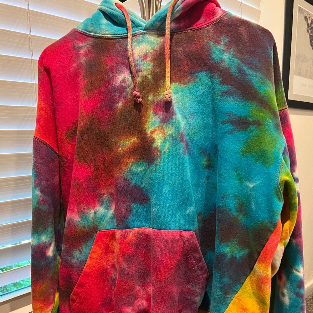 Tie Dye Clothing Co Large Sweatshirt